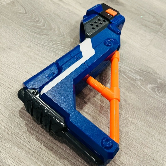 Nerf Elite Retaliator attachment piece - Picture 3 of 9
